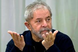 Justiça suspende entrega de título Doutor Honoris Causa a Lula na UFRB