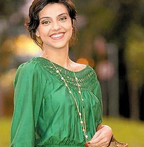 TV Globo | Esse vestido verde é o mais requisitado pelas telescptadoras