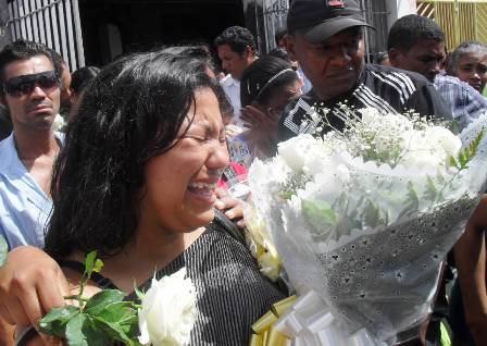 Ney Silva/Acorda Cidade | Muita comoção marcou o sepultamento do garoto de nove anos