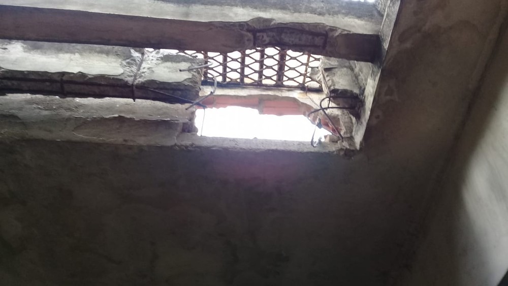 Presos fazem buraco em teto e fogem da delegacia de Alagoinhas