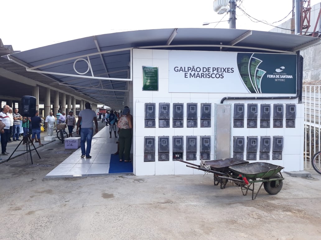Comerciantes comemoram inauguração do galpão de peixes e mariscos do Centro  de Abastecimento - Acorda Cidade - Portal de notícias de Feira de Santana