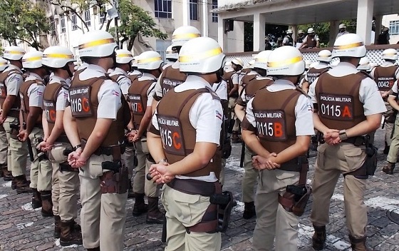PMs aderem movimento 'Segurança por segurança'; Comando-geral afirma que policiamento está mantido em toda a Bahia