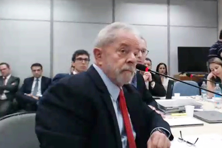 Segunda instância condena Lula a 17 anos de prisão em caso de sítio