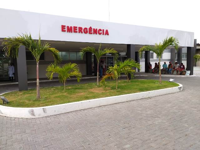 Hospital Clériston Andrade poderá suspender cirurgias eletivas por causa do coronavírus