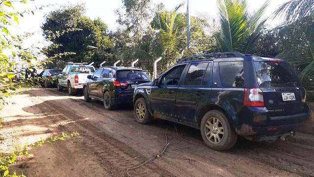 Polícia Civil descobre depósito de carros roubados em Feira de Santana