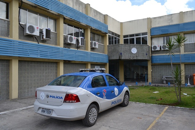 Homem é assinado a tiros em residencial no bairro Conceição