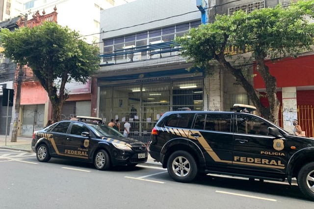 Polícia Federal desarticula esquema de fraudes contra o INSS em Salvador