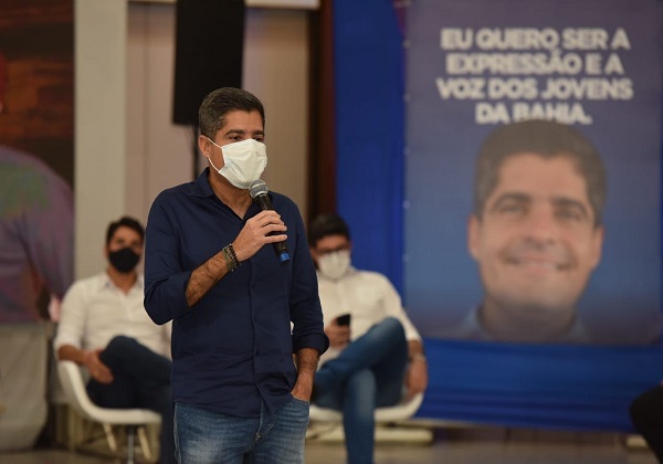 Neto critica PT: 'Bahia não fez nada pela ampliação da educação'