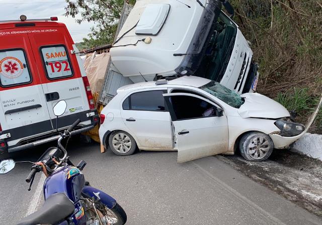 Uma pessoa morre em acidente com vários veículos próximo à barragem de Pedra  do Cavalo - Acorda Cidade | Dilton Coutinho