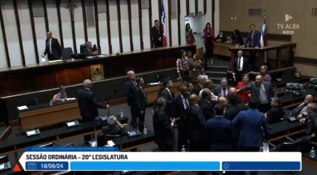 confusão na Alba