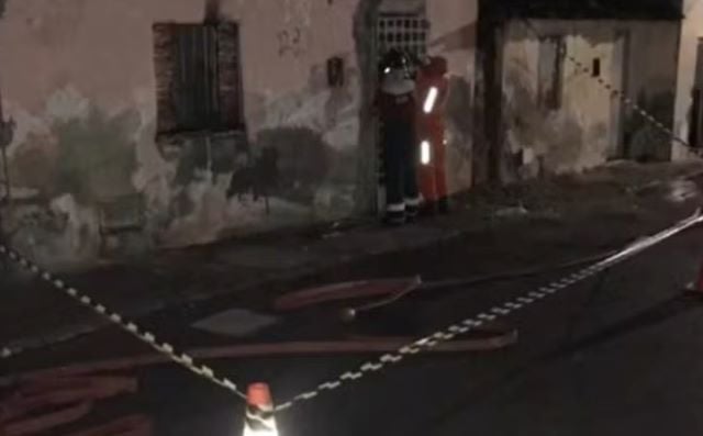 Incêndio atinge imóvel em Paulo Afonso, no norte da Bahia