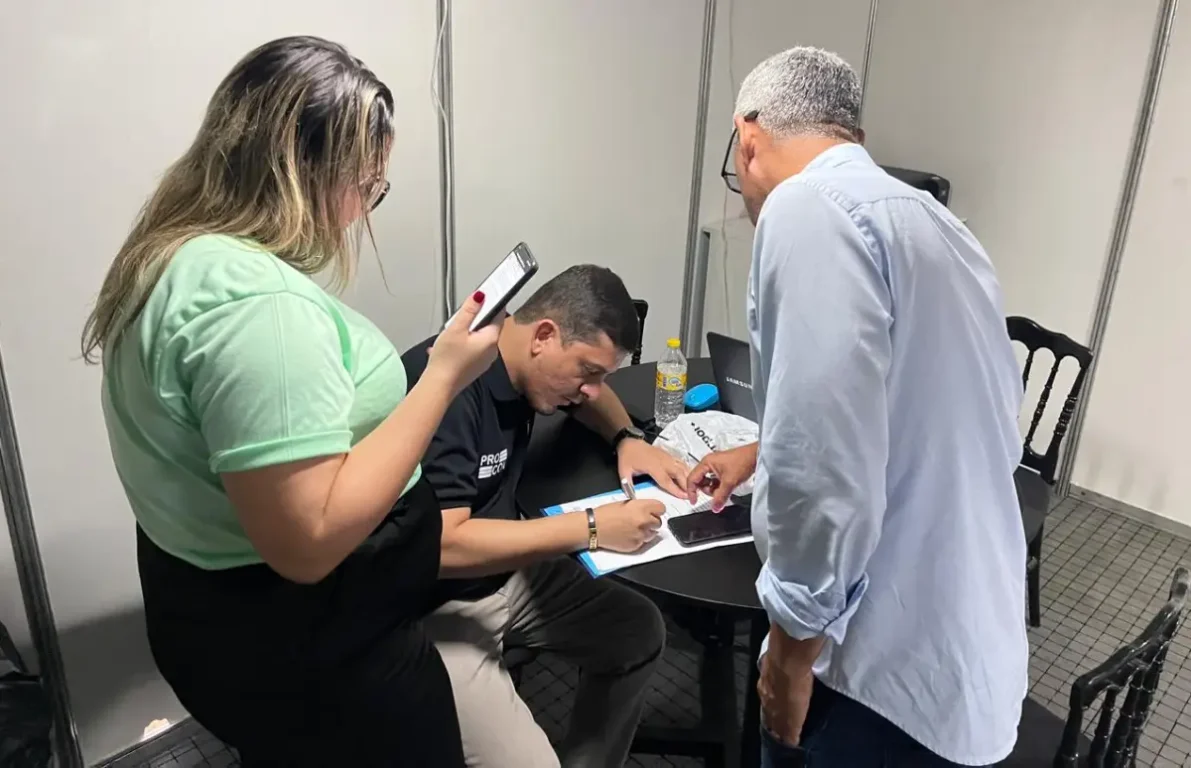 Procon de Feira de Santana apreende produtos vencidos na 46ª Expofeira 