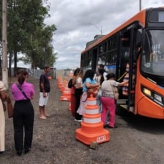 ônibus para a expofeira foto batista cruz